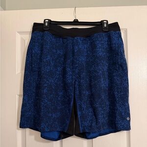 Lululemon Men's Assert Blue Patterned Athletic Shorts 9”